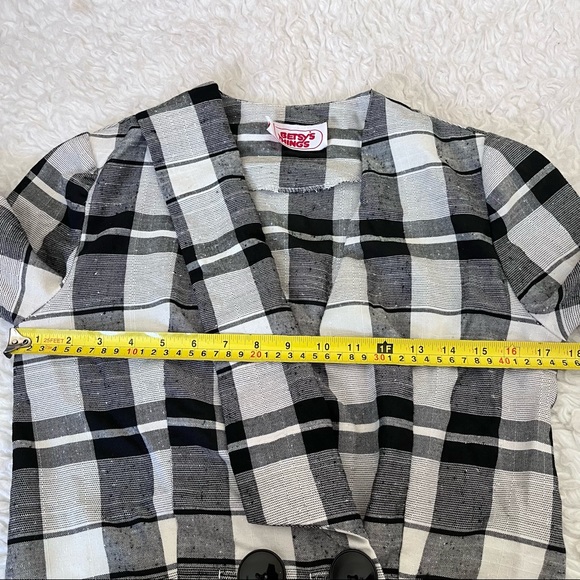 Vintage black & white plaid long-sleeve top, medium - Picture 6 of 10